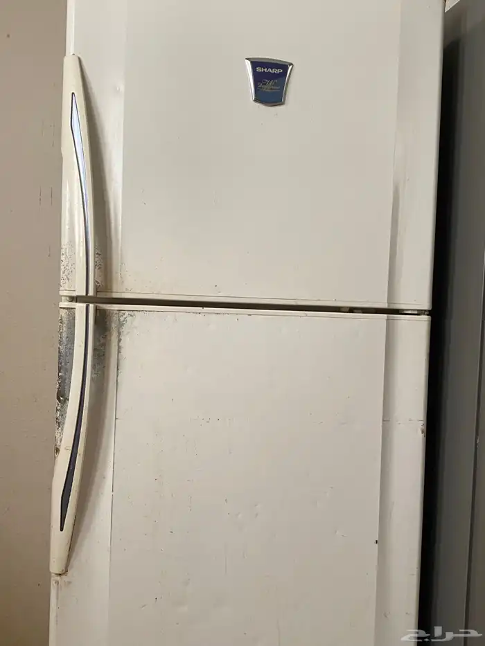ثلاجه للبيع   شغال الفريزر فقط وتبريده كويس 1