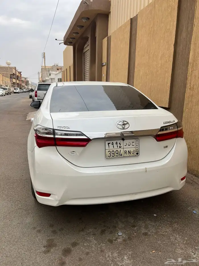 سيارة كرولا 2015 1