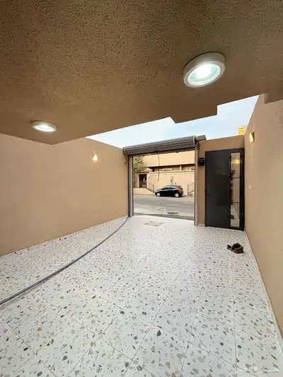 للبيع روف علوي بمدخل سياره تشطيبVipبمساحه346م index