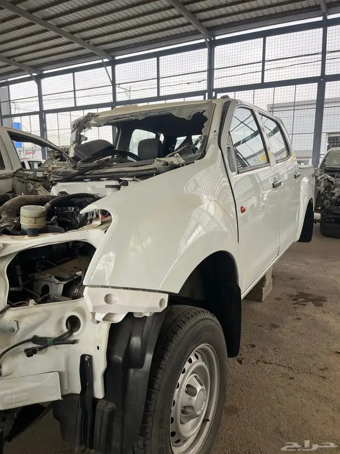 ايسوزو ديماكس 2023 مصدومه قطع غيار فقط 6