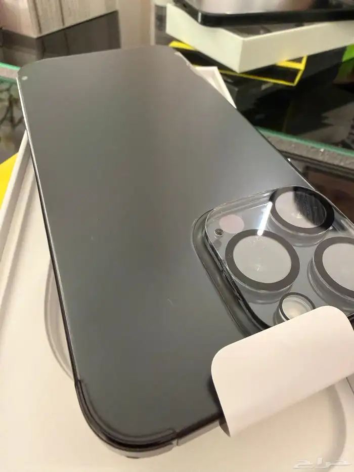 ايفون 16 برو ماكس 1