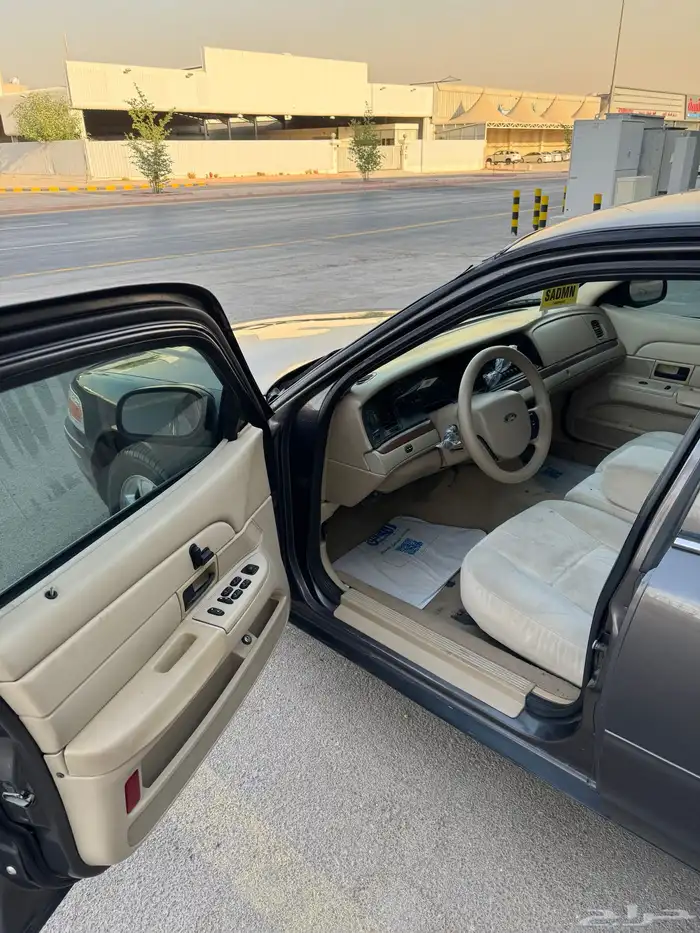 للبيع فورد فاكتوريا2007 مدني 21