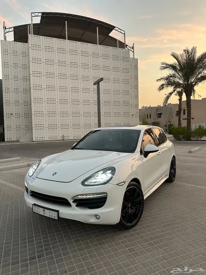 بورش كايين s بحالة الوكالة 11