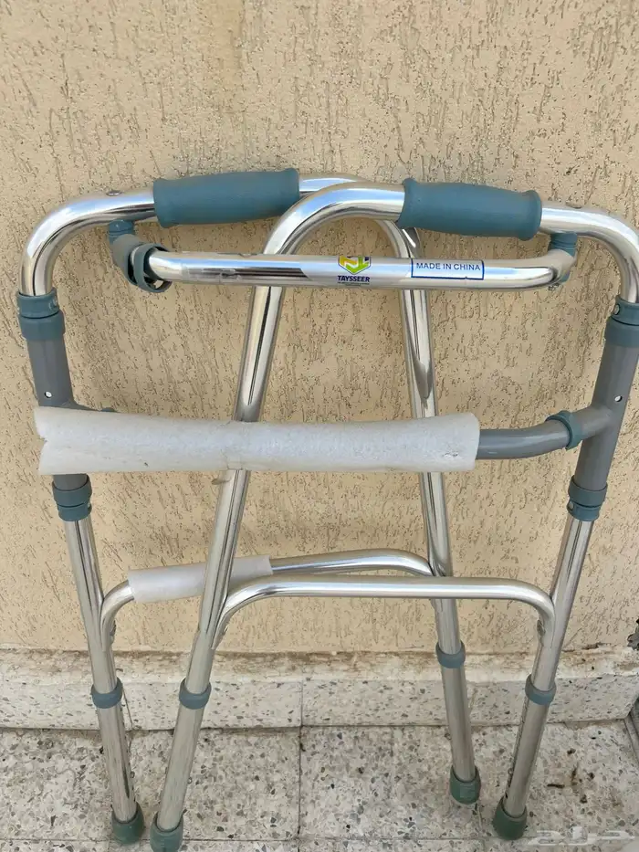 عكاز او مشايه 0