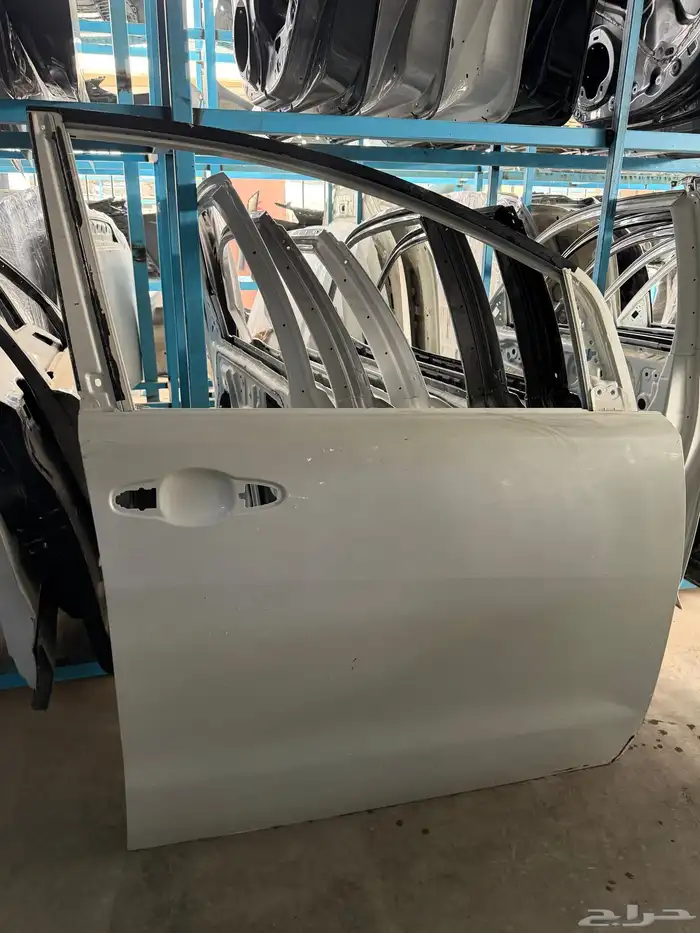 باب امامي يمين تويوتا انوفا 2016-2017-2019-2021-2022-2023 0