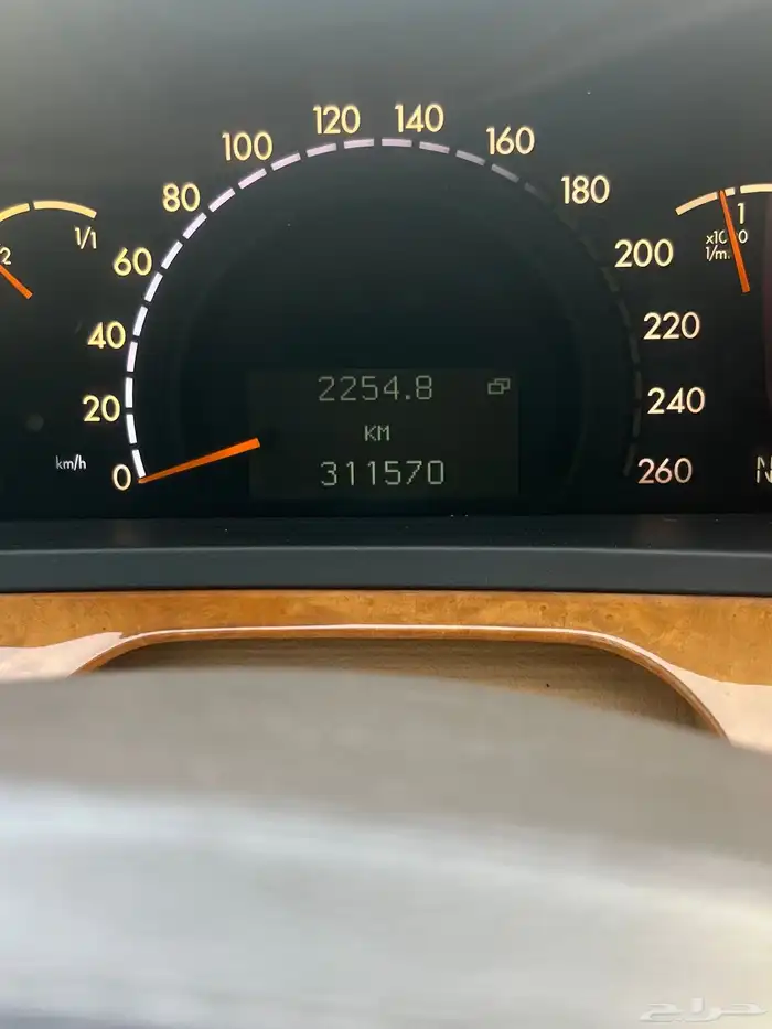 مرسيدس فياقرا نظيف 18