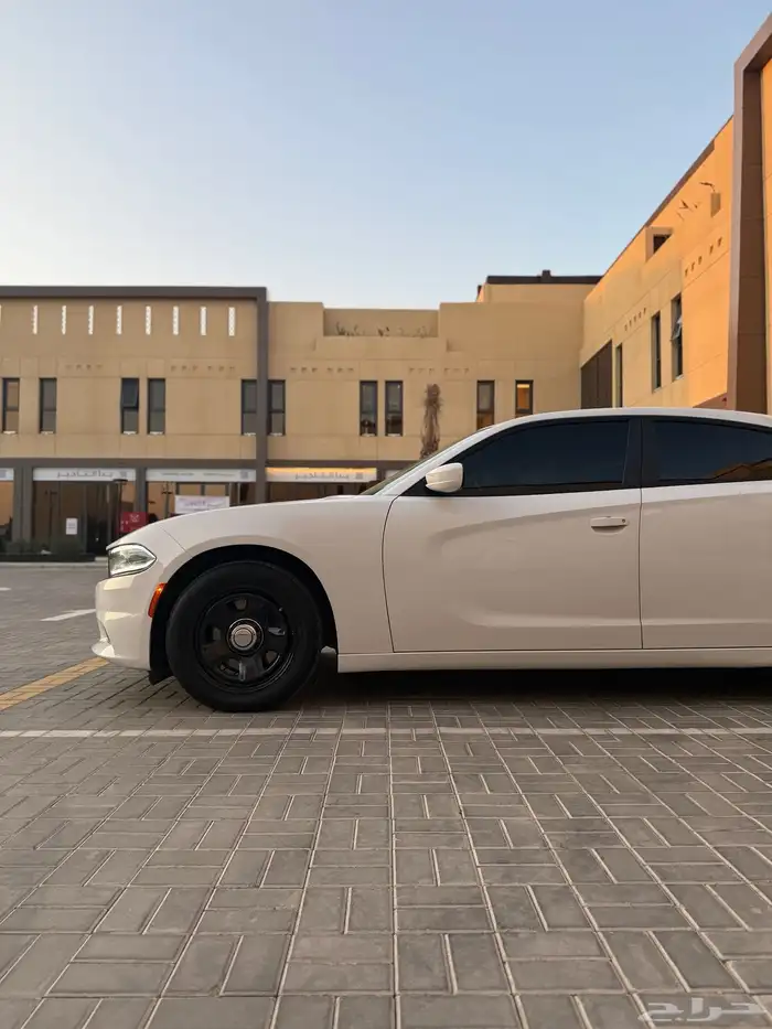 تشارجر 2020 بوليسي 3