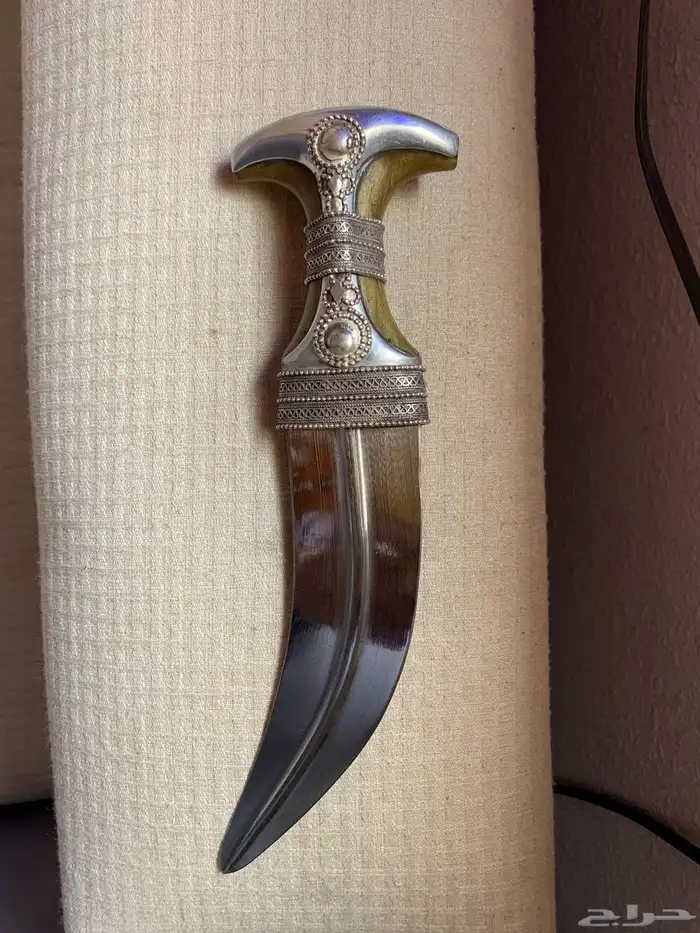 خنجر راس أم سيال شبيه الزراف قديمه 5