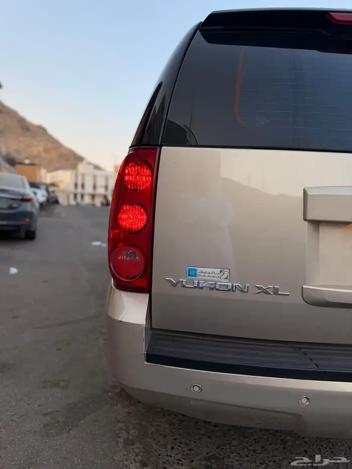 جمس يوكن XL طويل مستخدم اول ممشى قليل بحالة الوكالة 2009 6