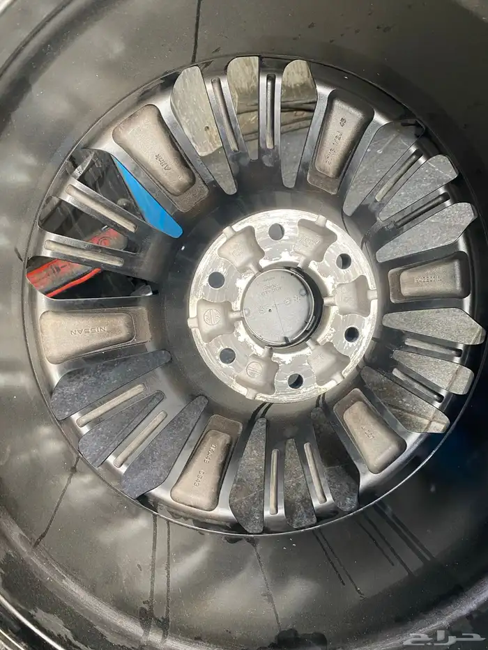 جنوط نيسان بلاتينيوم مقاس 20 موديل 2025 مستعمل اصلي وكاله 4