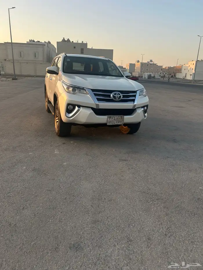 للبيع فور شنر 2018دبل VX 0