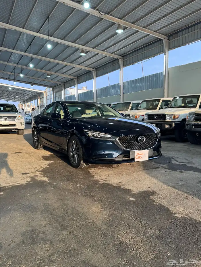 مازدا ستاندر . 1