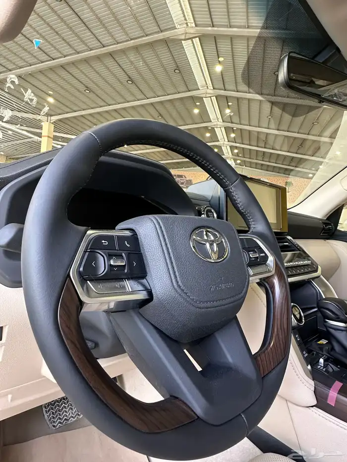 تويوتا GXRL4بريمي شهاده 2025 ابيض داخل بيج 11