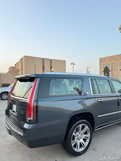 اسكاليد 2019 بريميوم (ملكي) الجميح نظيف جدا index