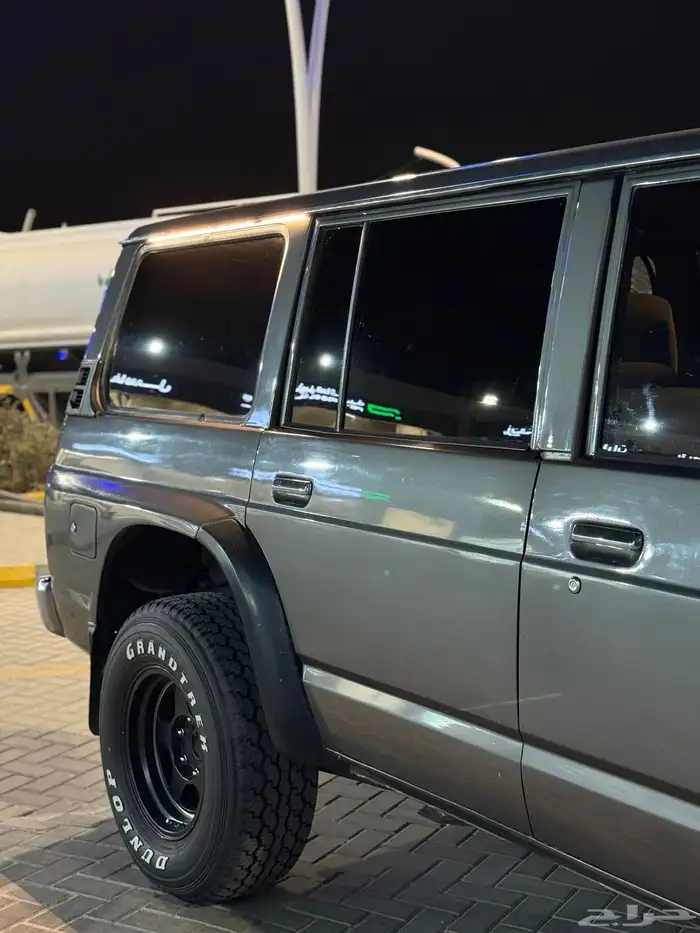 صالون باترول90 LS 10