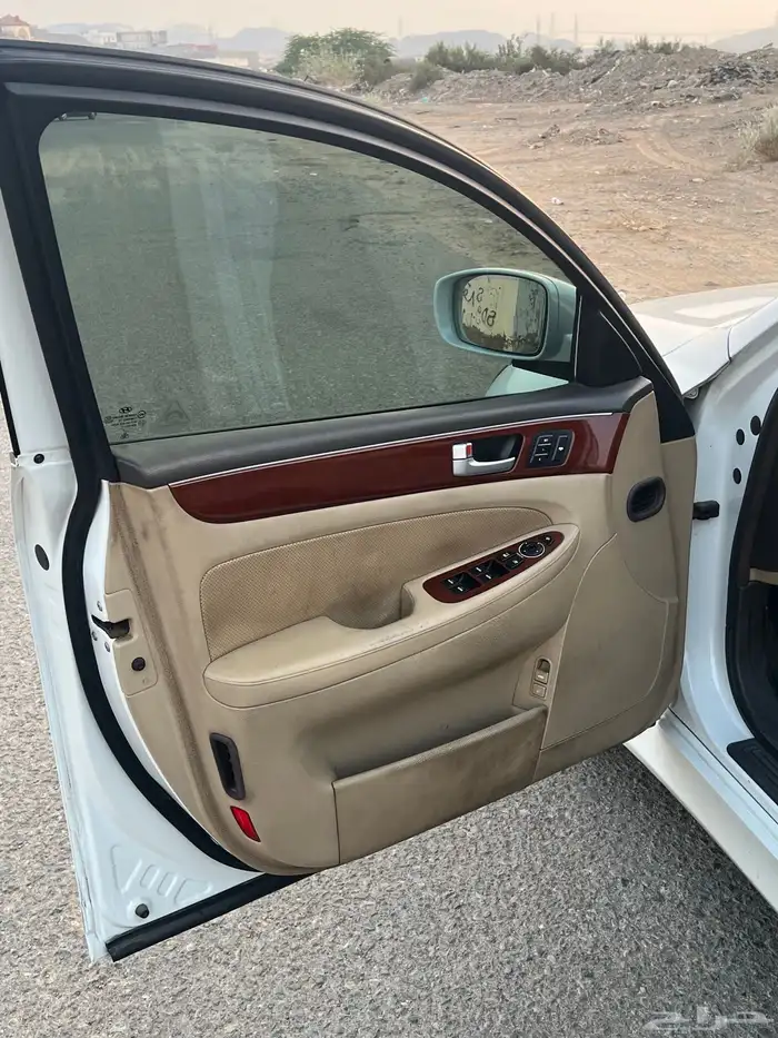 للبيع جينسس 2013 6