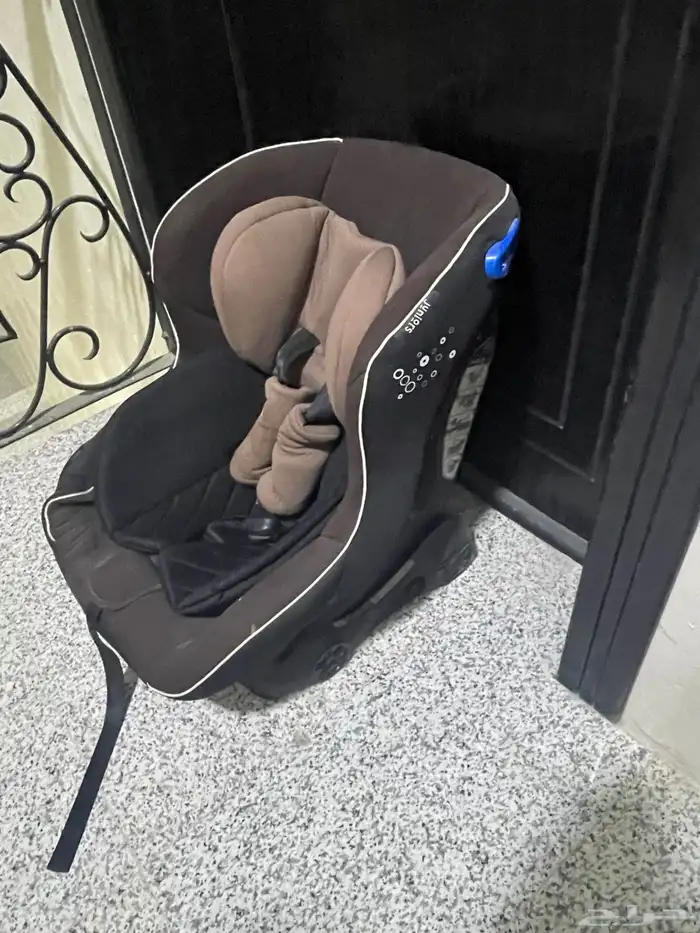 عربية وكرسي أطفال وألعاب 2