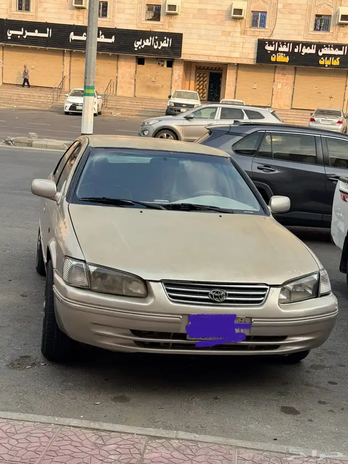 كامري 2002 ذهبي 1