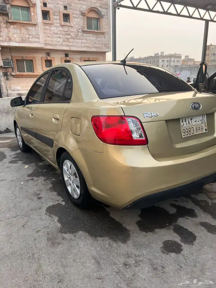 كيا ريو 2010 1