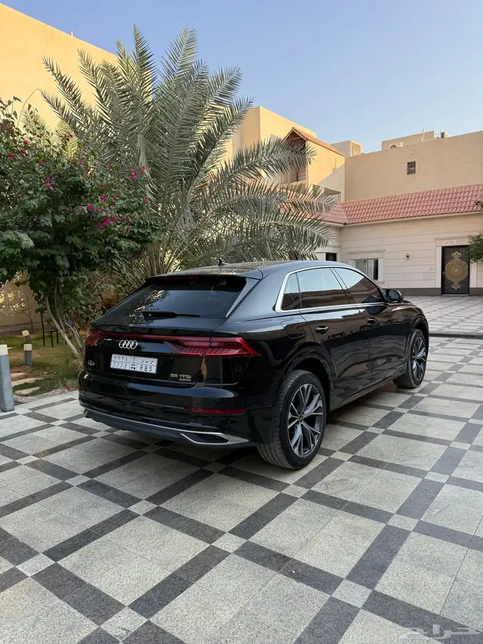 اودي 2022 Q8 فل كامل 10