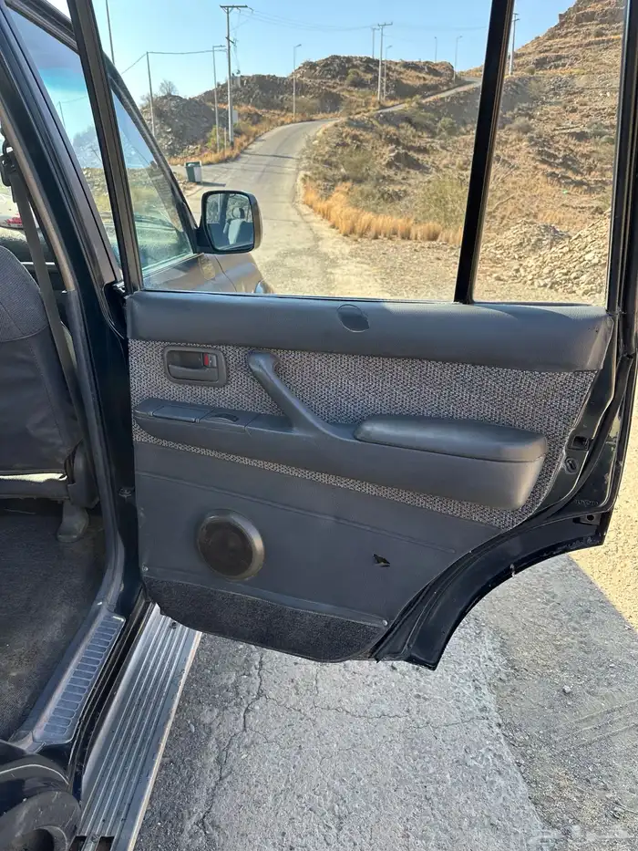 جيب صالون لاندكروزر 1993 نظيف 15