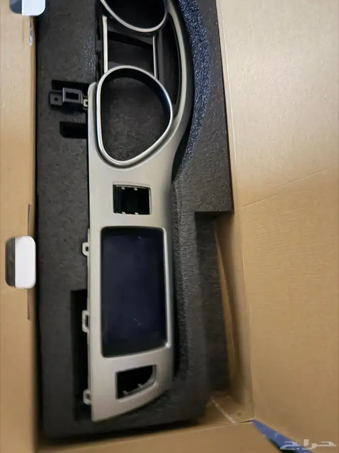 للبيع شاشة اودي Q7 موديل 2014 0