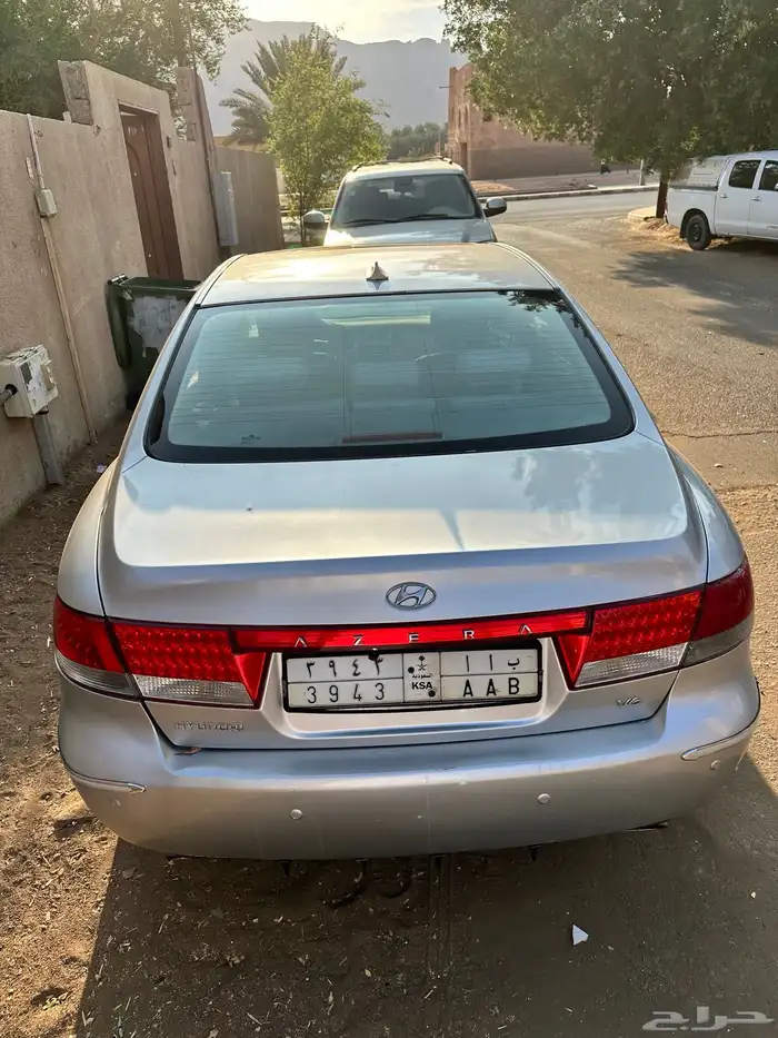 ازيرا 2010 هيونداي نظيفة للمستخدم 0