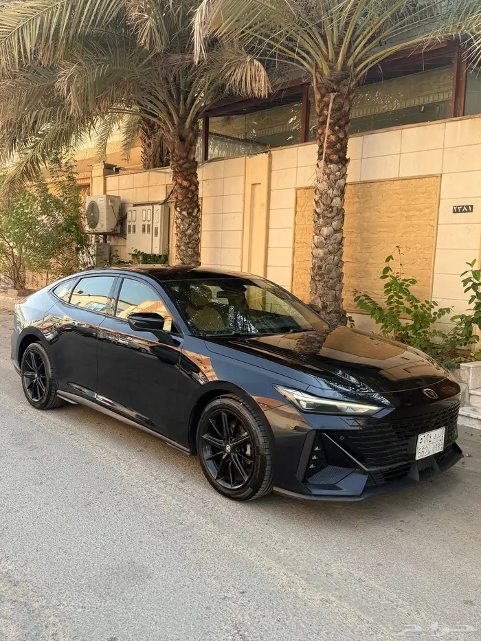 شانجان UNIV 2023 3