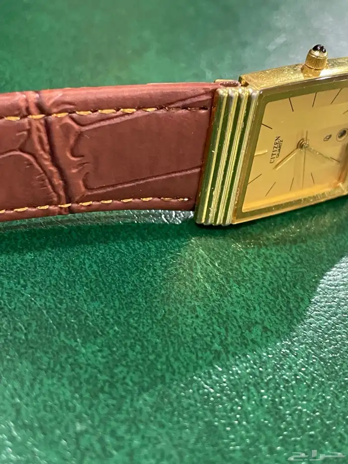 ساعه سيتزن قديمه جميله لم تستخدم 8