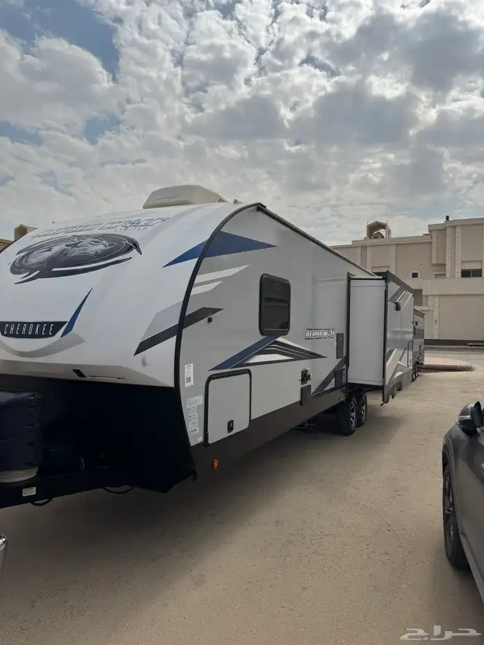 للإيجار تاجيركرفانات امريكية ودورات مياه متنقله 35