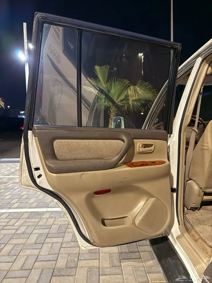 لاندكروزر 2005 . 15