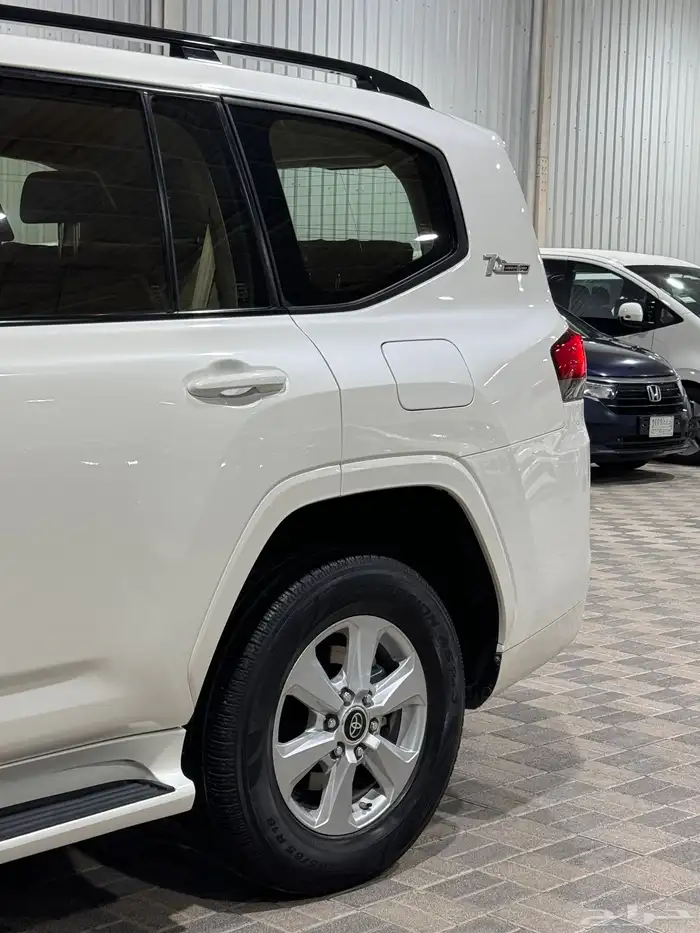 جكسار 2022 رقم 2 للبيع 9