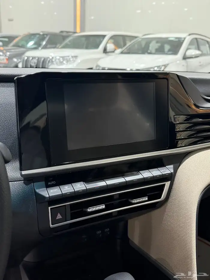 كامري E بنزين 2025 تيتانيوم صادر لوحات اقل سعر 8