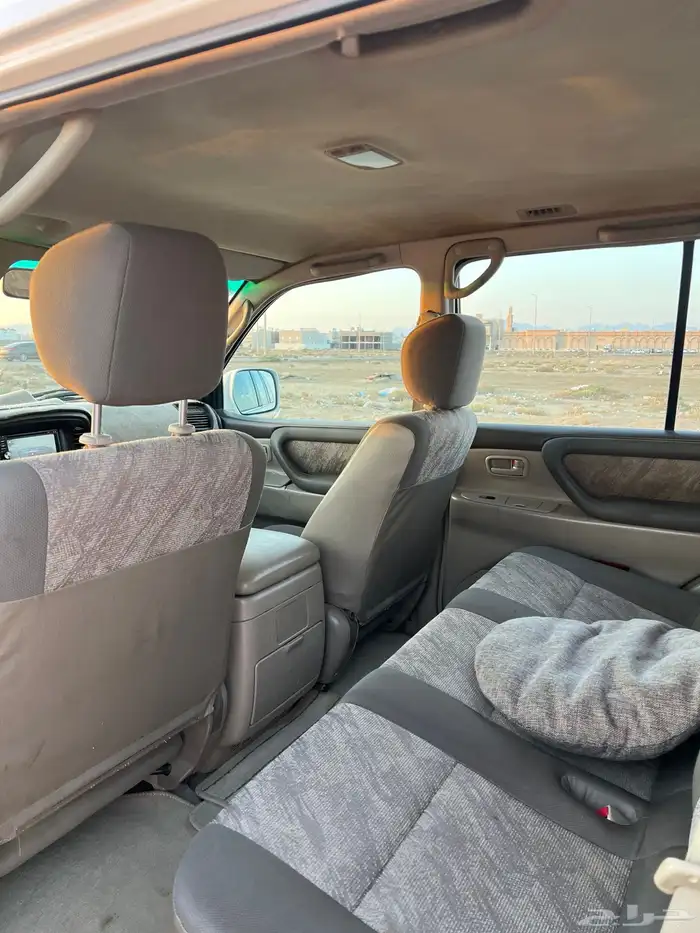 جيب لاندكروزر 2001 2