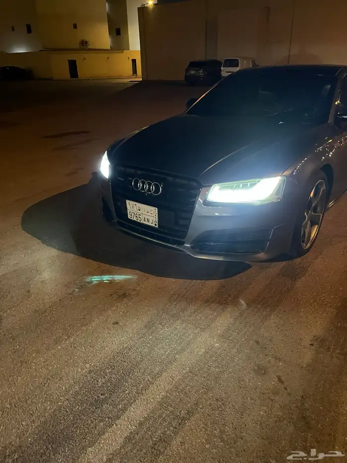 اودي 2017 Audi A8 5