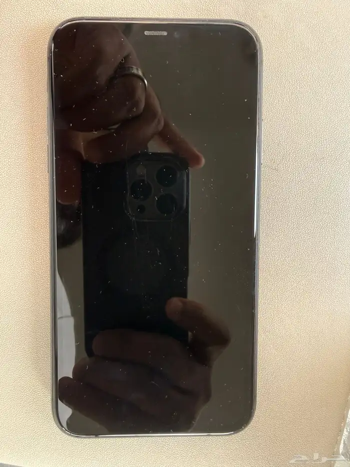 ايفون 11 -128 جيجا بكامل مشتمالاته 0