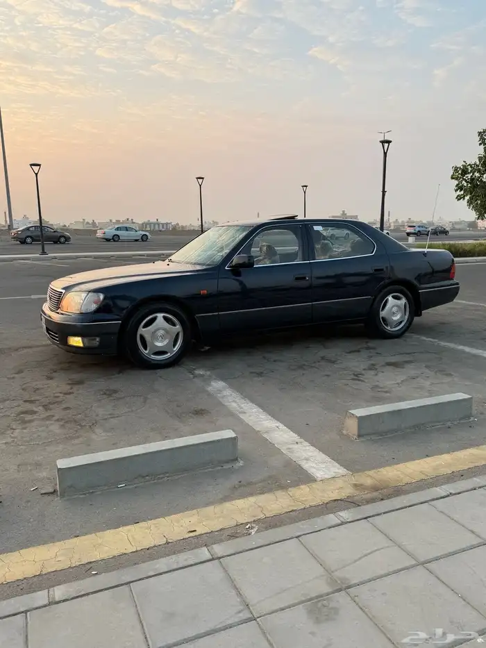 لكزز LS 400 للبيع أو البدل بهايلوكس 2008 وطالع 14