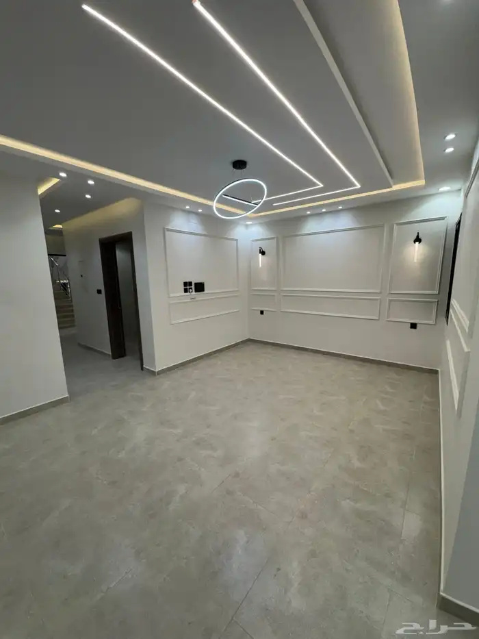 للبيع بحي الضيافه شقق تمليك علوي مع سطح خاص ومصعد 520 الف 17