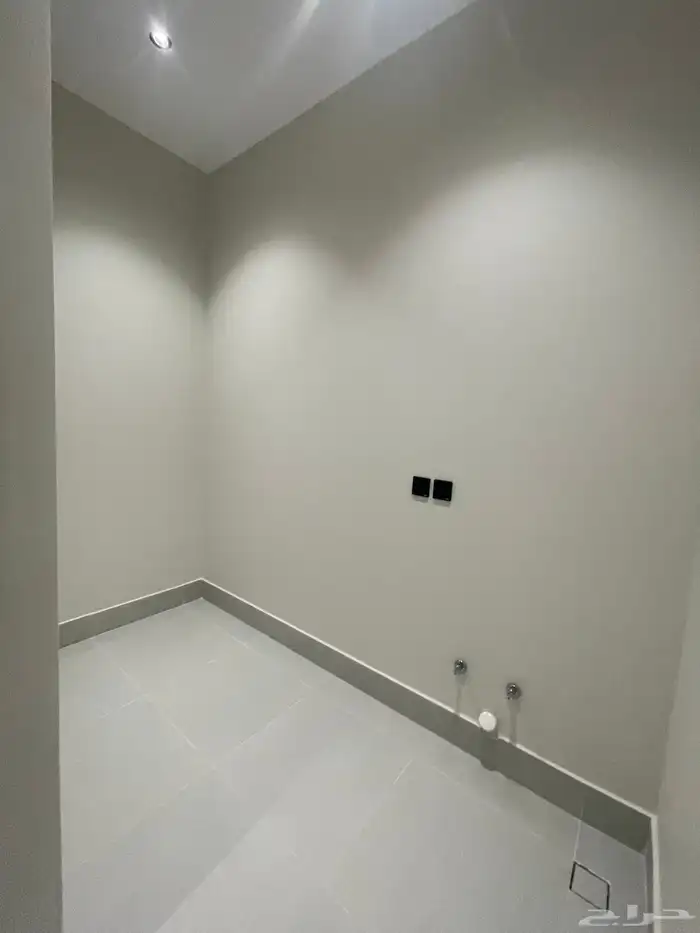 للبيع شقق وسيعه ارضي وعلوي بالمحاله ابها 13