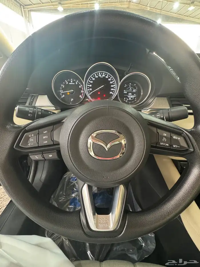 مازدا ستاندر . 12