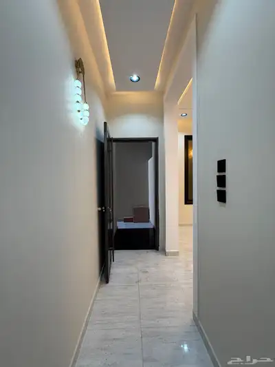 للبيع ارواف علويه بمداخل مستقله وشقق ارضيه ف حي الراقي index