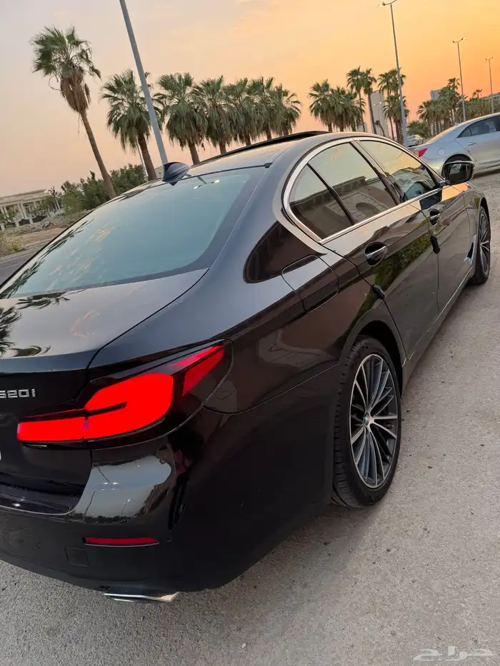 موديل 2023 نظيف BMW 520i 3