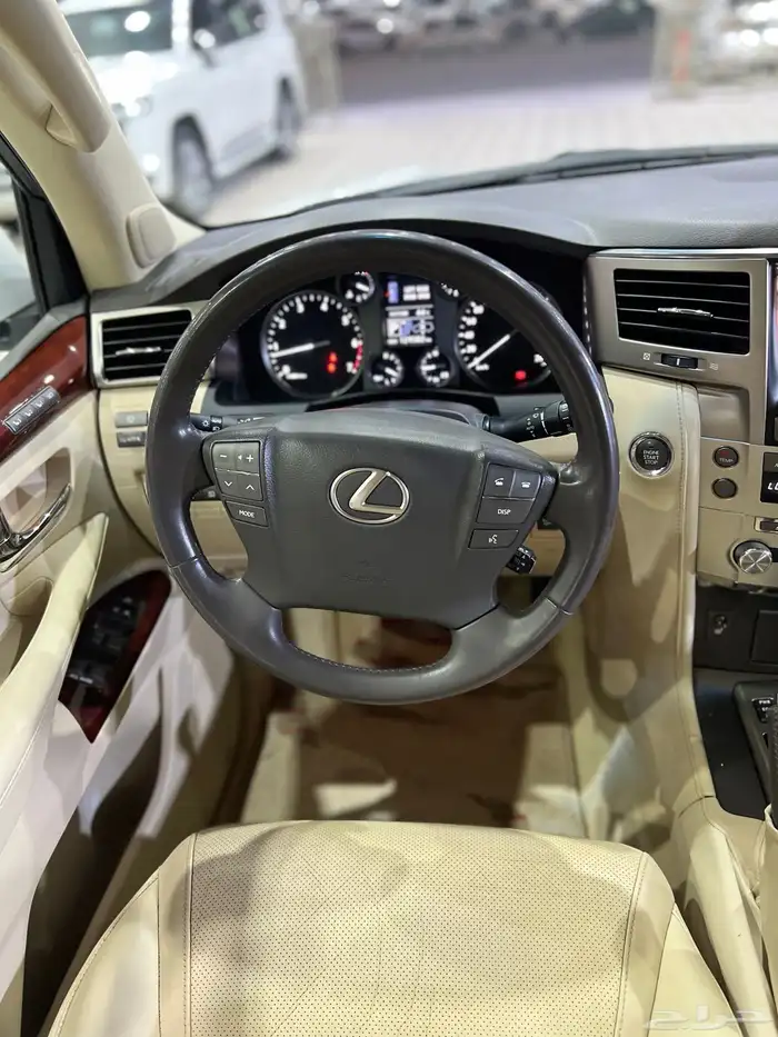 لكزس 2015 بريمي كلاسك ماشي 129 الف قمة فالنظافة السعر 170 14
