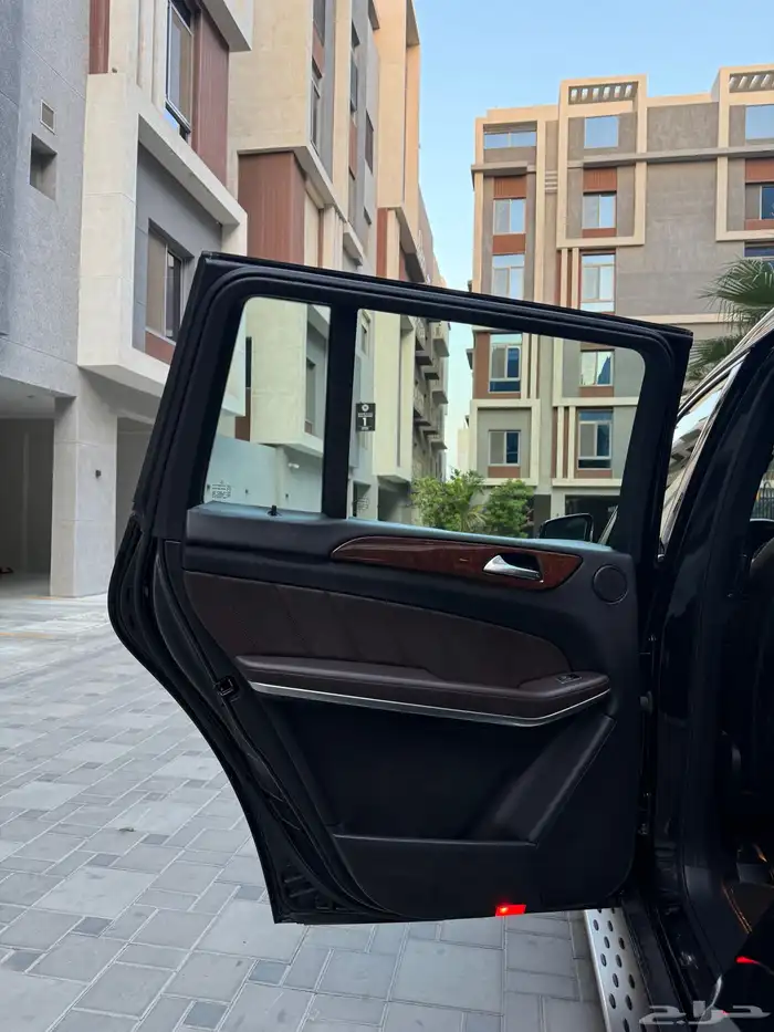 Mercedes GL500 AMG kit 2013 23