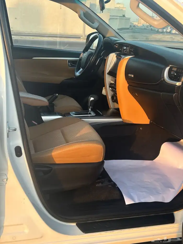 للبيع فور شنر 2018دبل VX 8