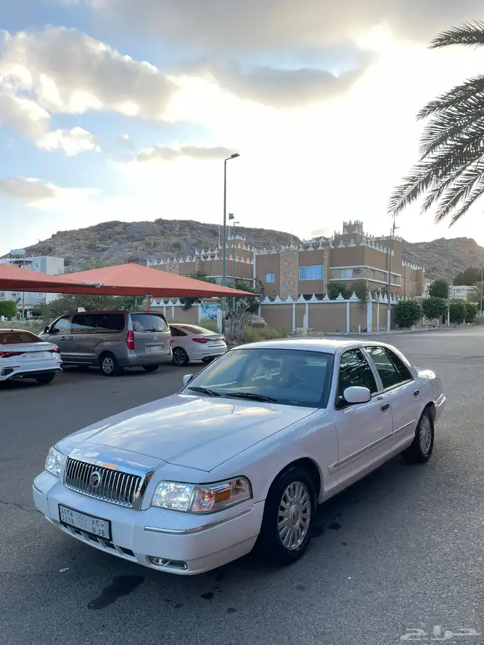 فورد. جراند ماركيز. 7