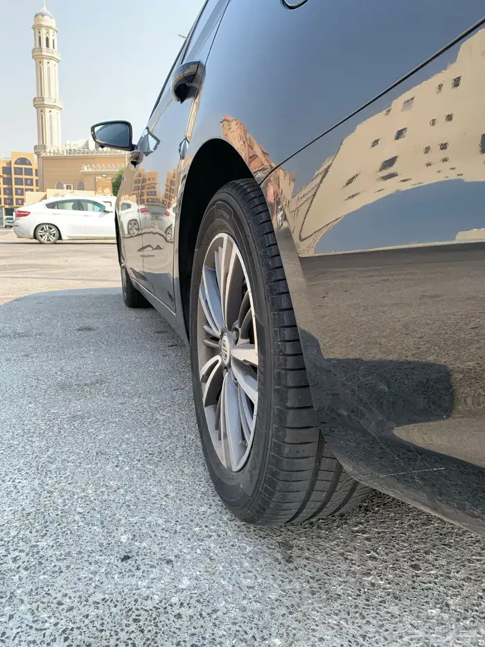 ام جي 5 فل كامل MG 5 Luxury 8