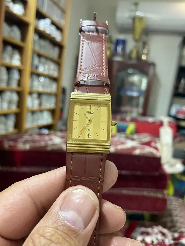 ساعه سيتزن قديمه جميله لم تستخدم 2