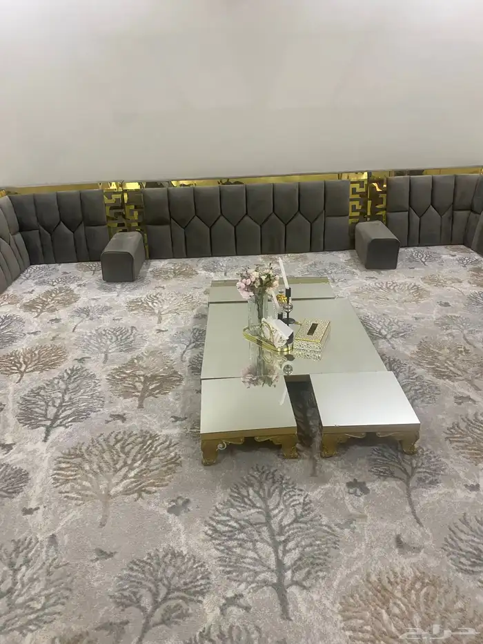 المجلس والسجاد والطاوله 1