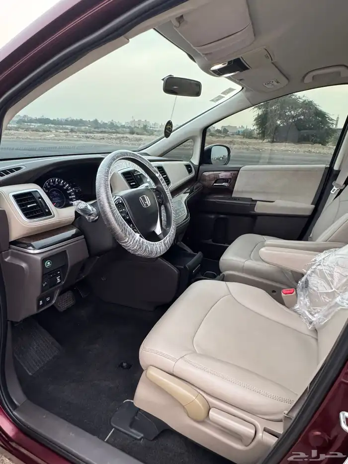 للبيع هوندا اوديسي 2018 بحالة نظيفه 8